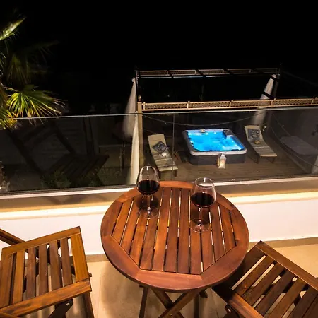 Holiday home τhalasso Palace Homes